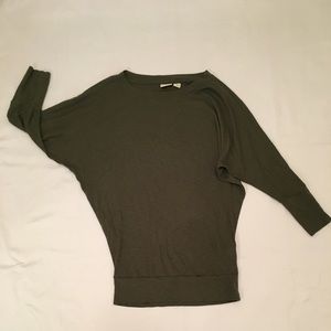 Long sleeve army green shirt